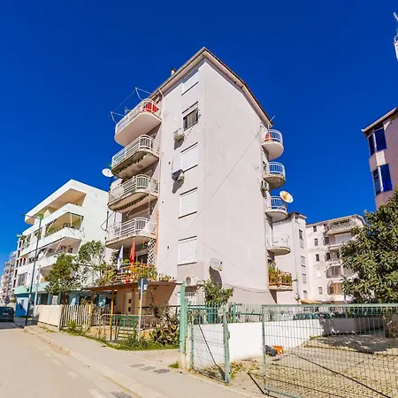 The Breeze By Ps Apartment Golem (Tirana)